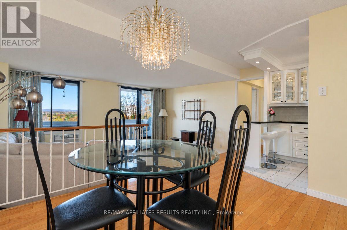 408 - 415 Greenview Avenue Property Photo 14