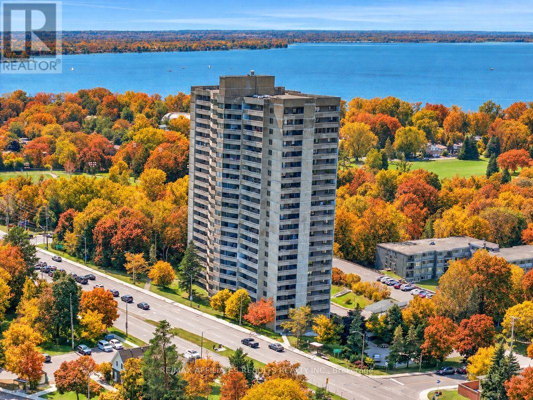 408 - 415 Greenview Avenue Property Photo 47