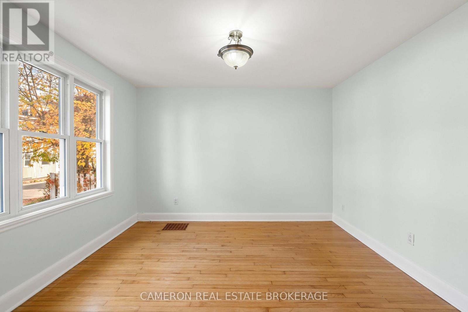 108 Bedford Street Property Photo 6