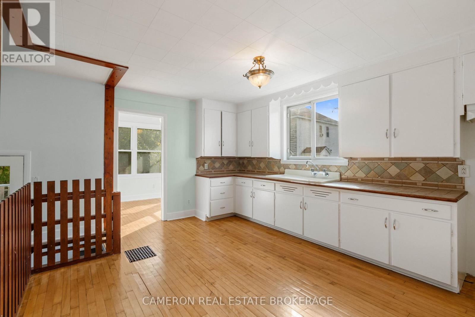 108 Bedford Street Property Photo 10