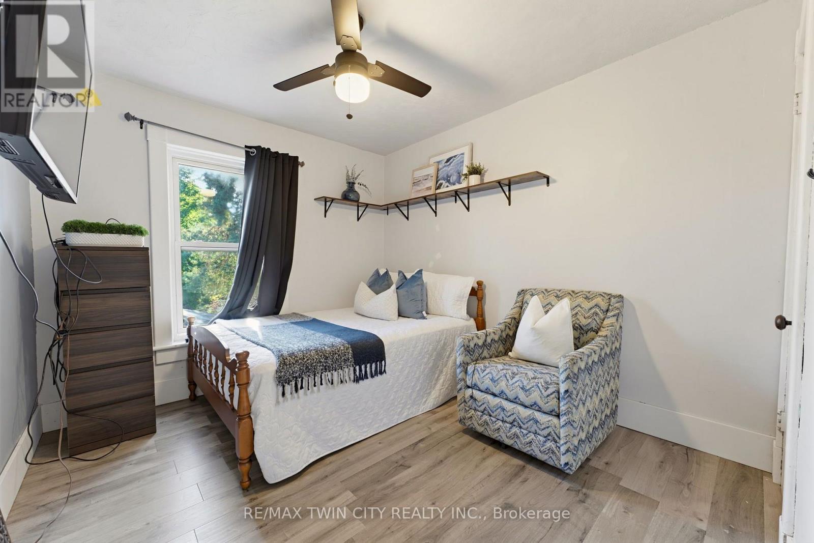 540 Vine Street Property Photo 21