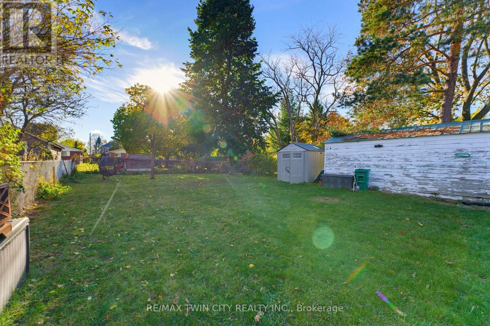 540 Vine Street Property Photo 28