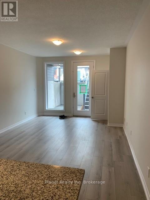 67 - 261 Woodbine Avenue Property Photo 6