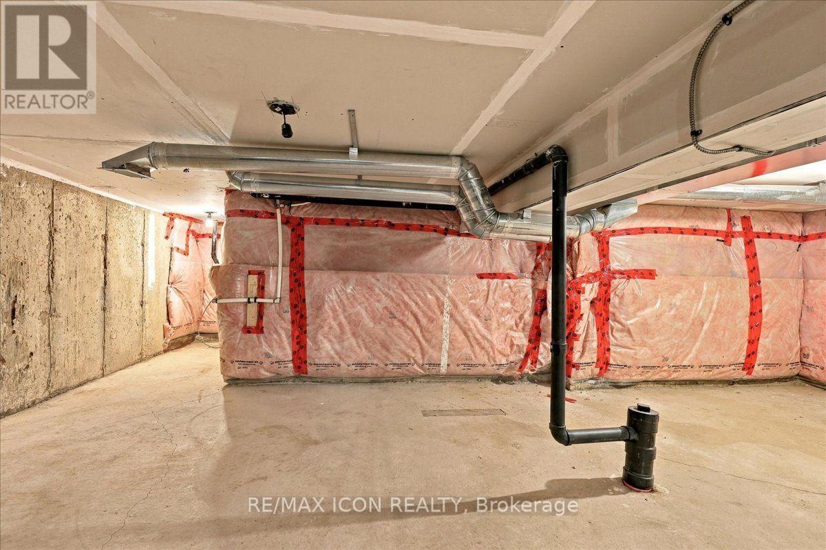 75 - 908 Apple Hill Lane Property Photo 15