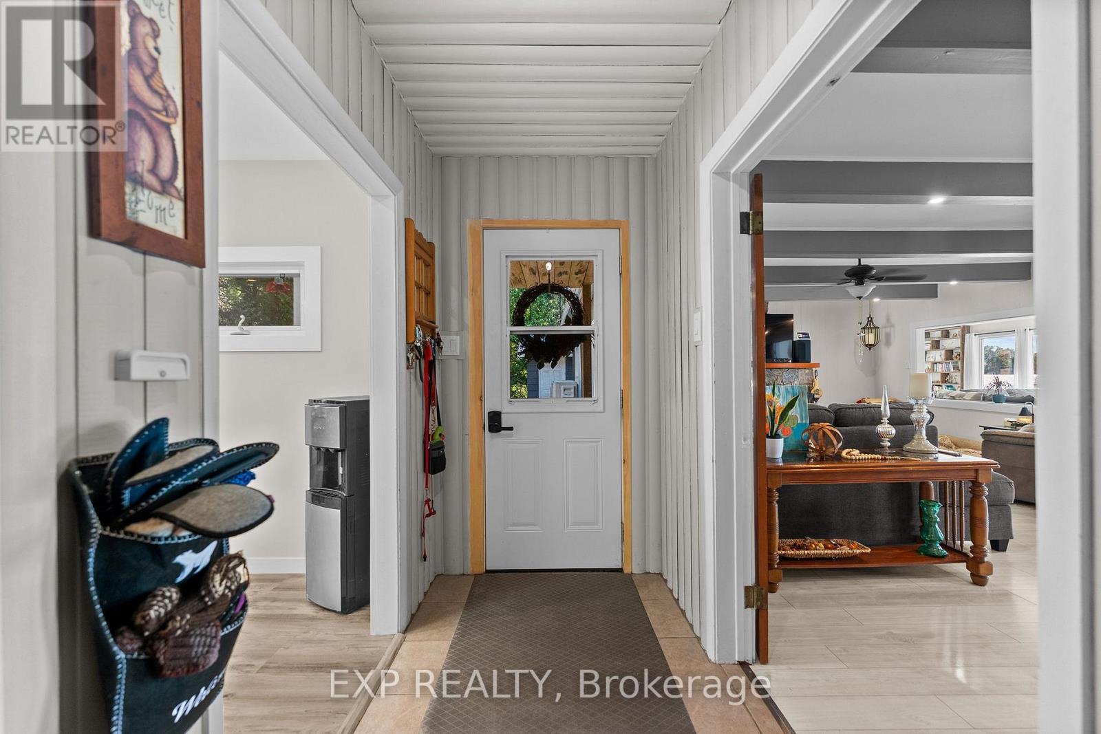 42195 Combermere Road Property Photo 6