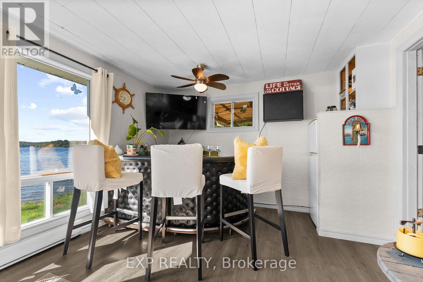 42195 Combermere Road Property Photo 13