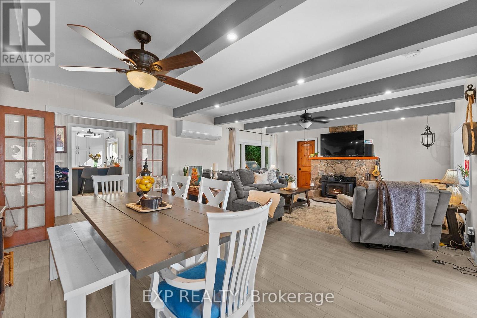42195 Combermere Road Property Photo 16