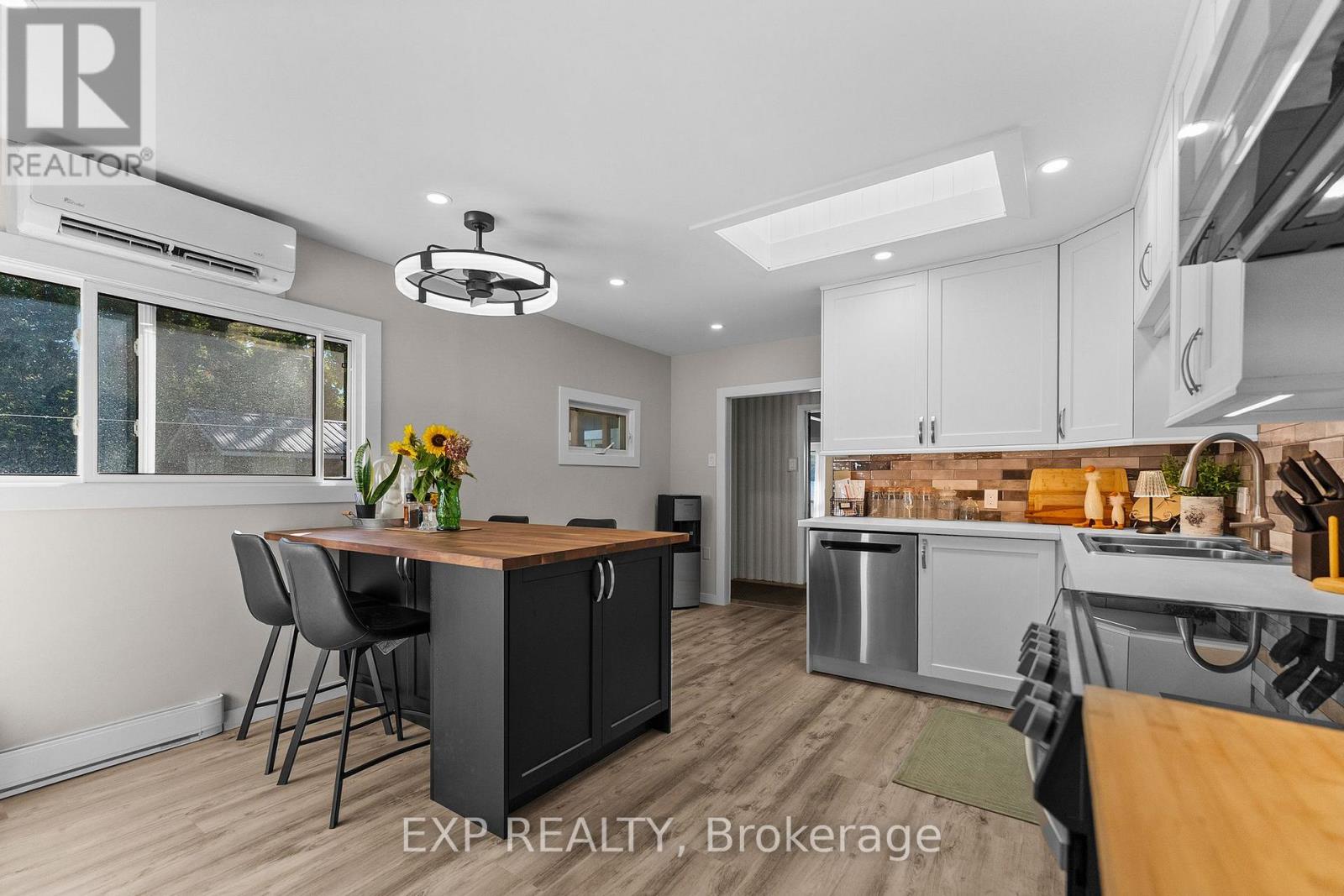 42195 Combermere Road Property Photo 17