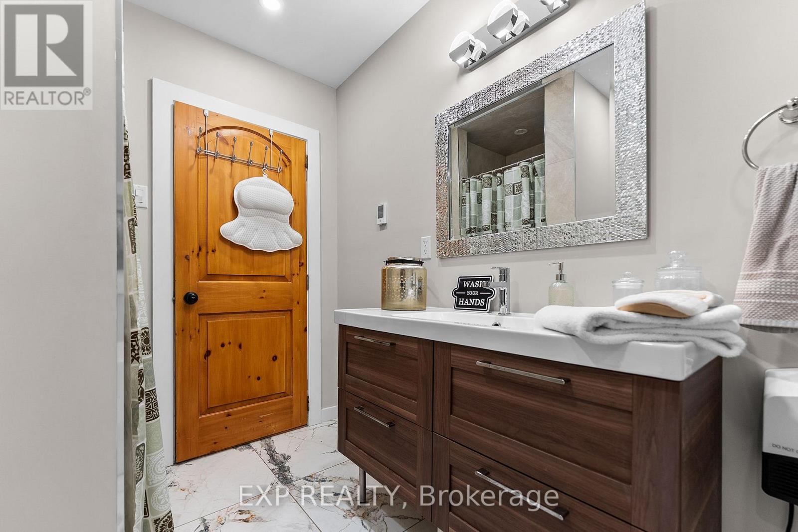 42195 Combermere Road Property Photo 29