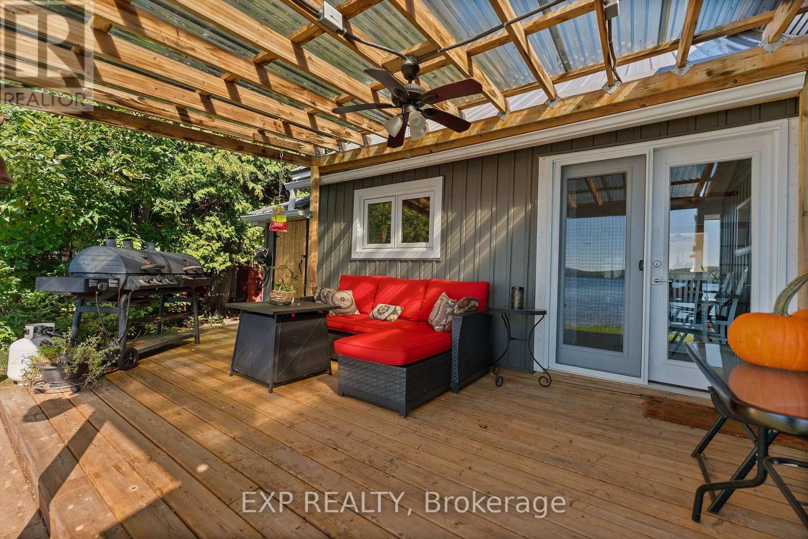 42195 Combermere Road Property Photo 34