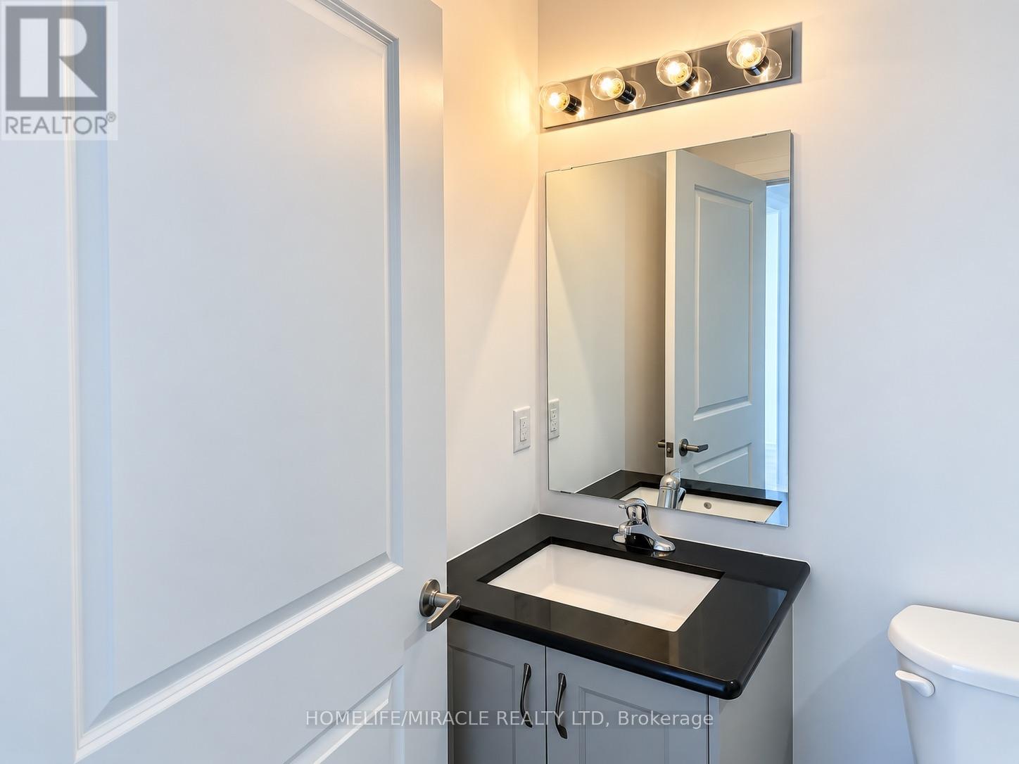1104 - 470 Dundas Street E Property Photo 11