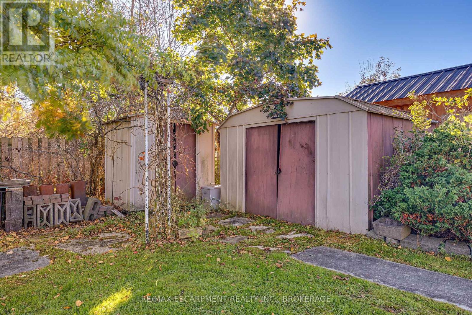 818 Broadway Avenue Property Photo 7