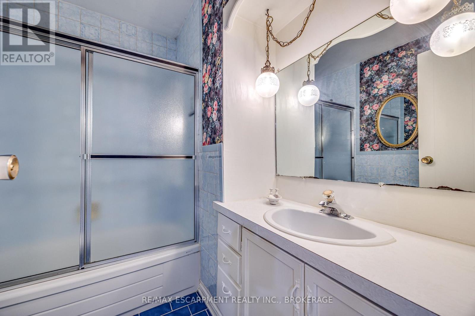 818 Broadway Avenue Property Photo 20