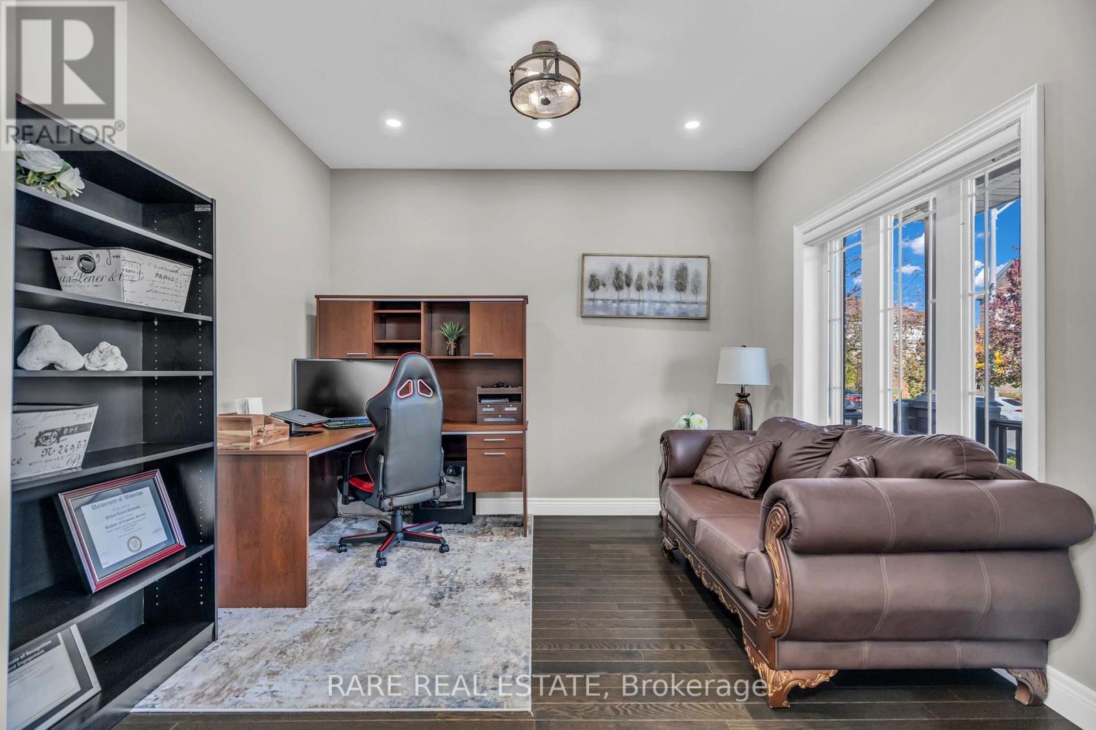 753 Pasture Rose Street Property Photo 7