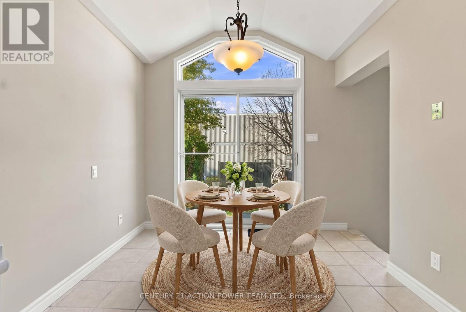 605 Latour Crescent Property Photo 15