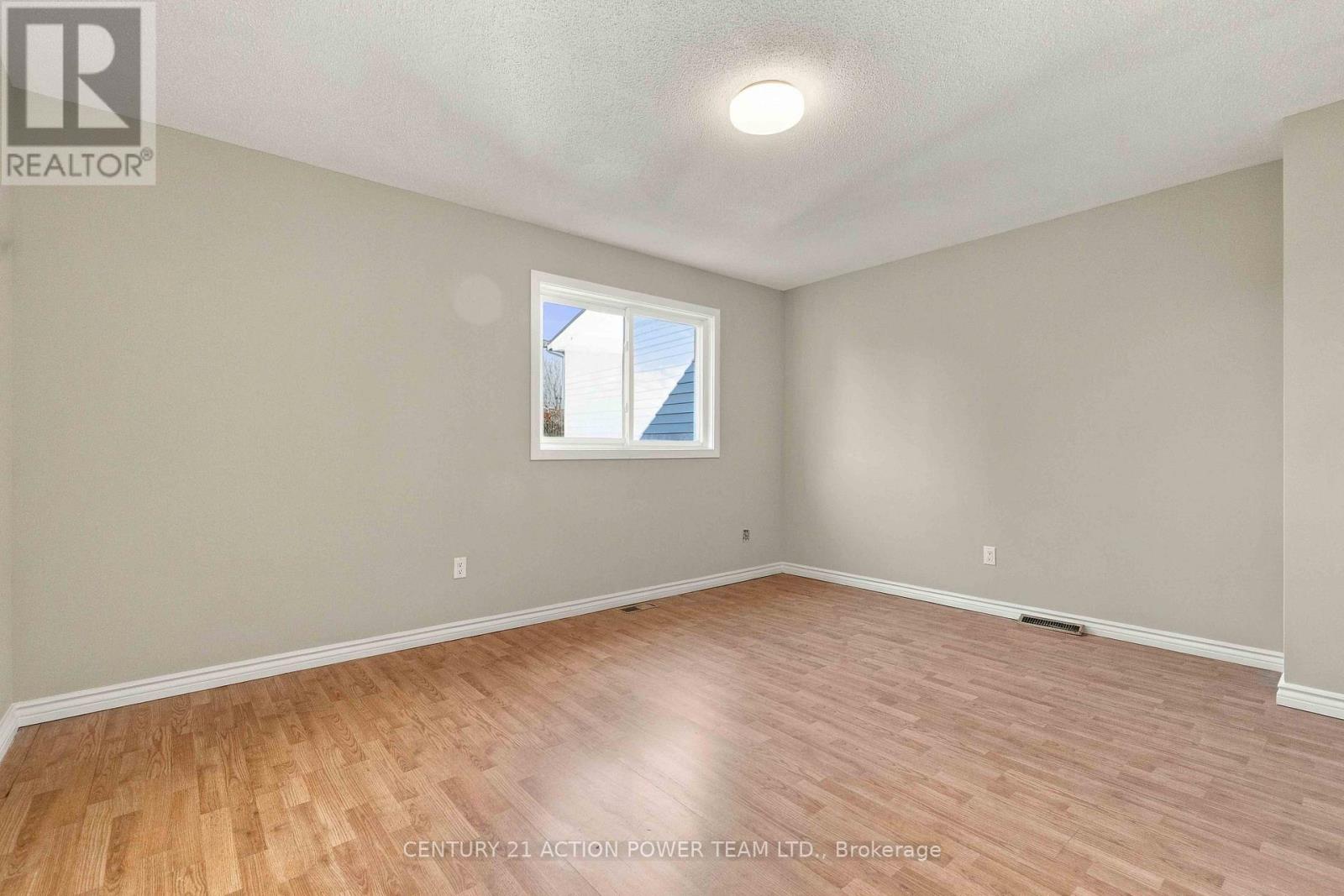 605 Latour Crescent Property Photo 22