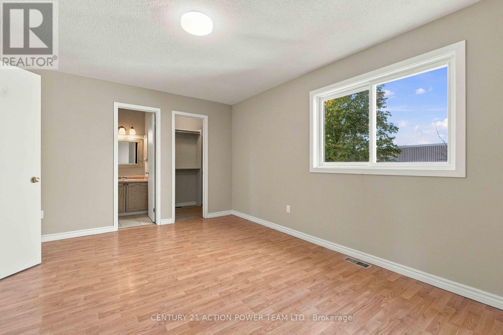 605 Latour Crescent Property Photo 28