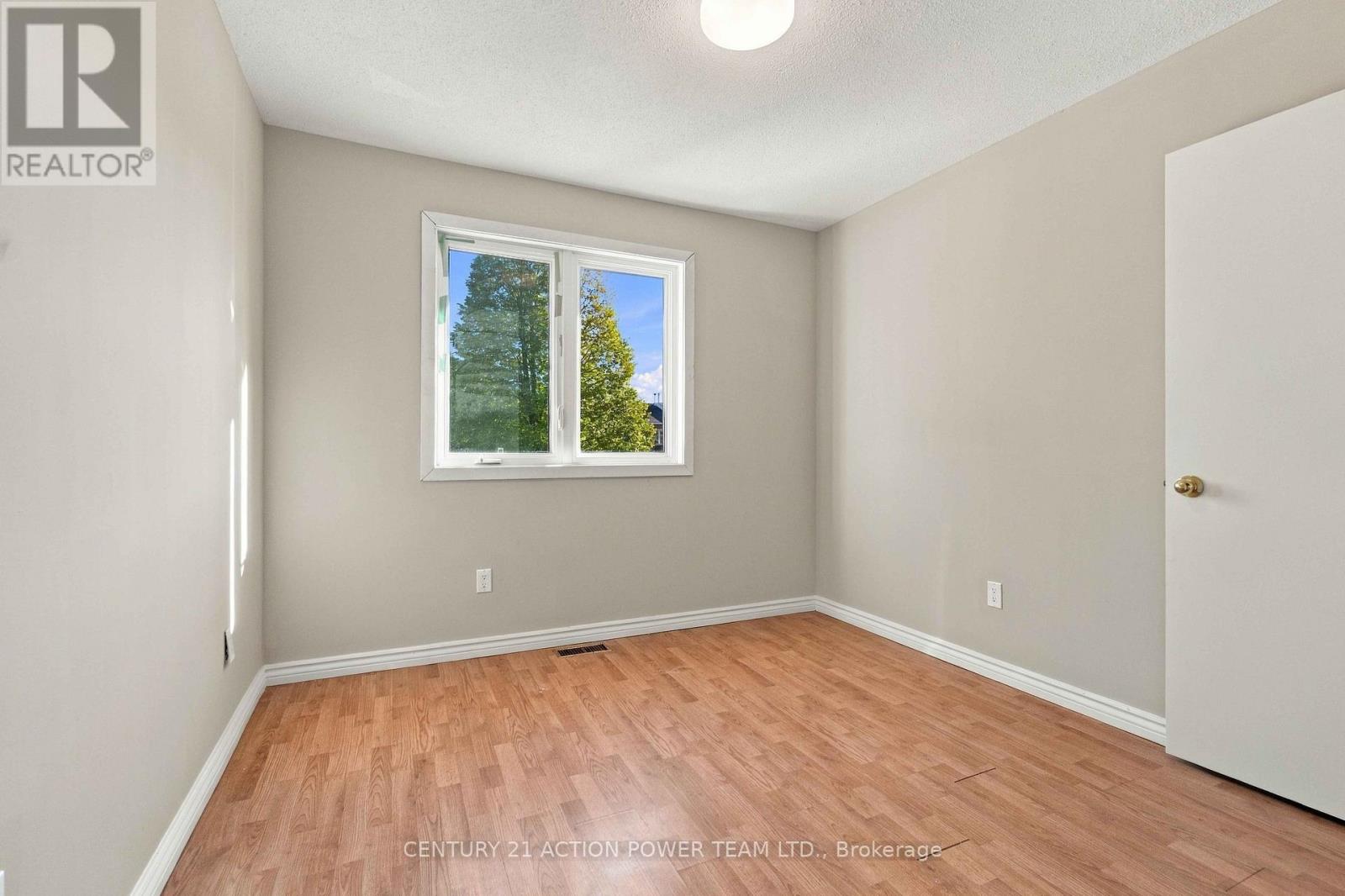 605 Latour Crescent Property Photo 36