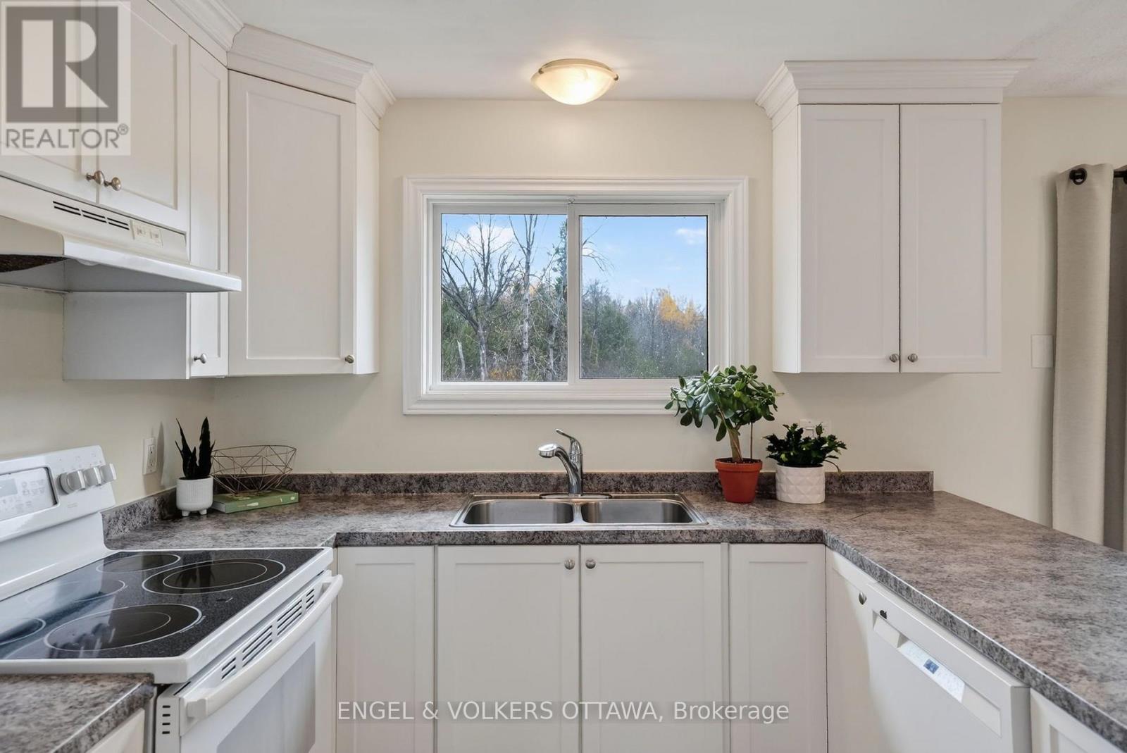 901 Ferguson Road Property Photo 19