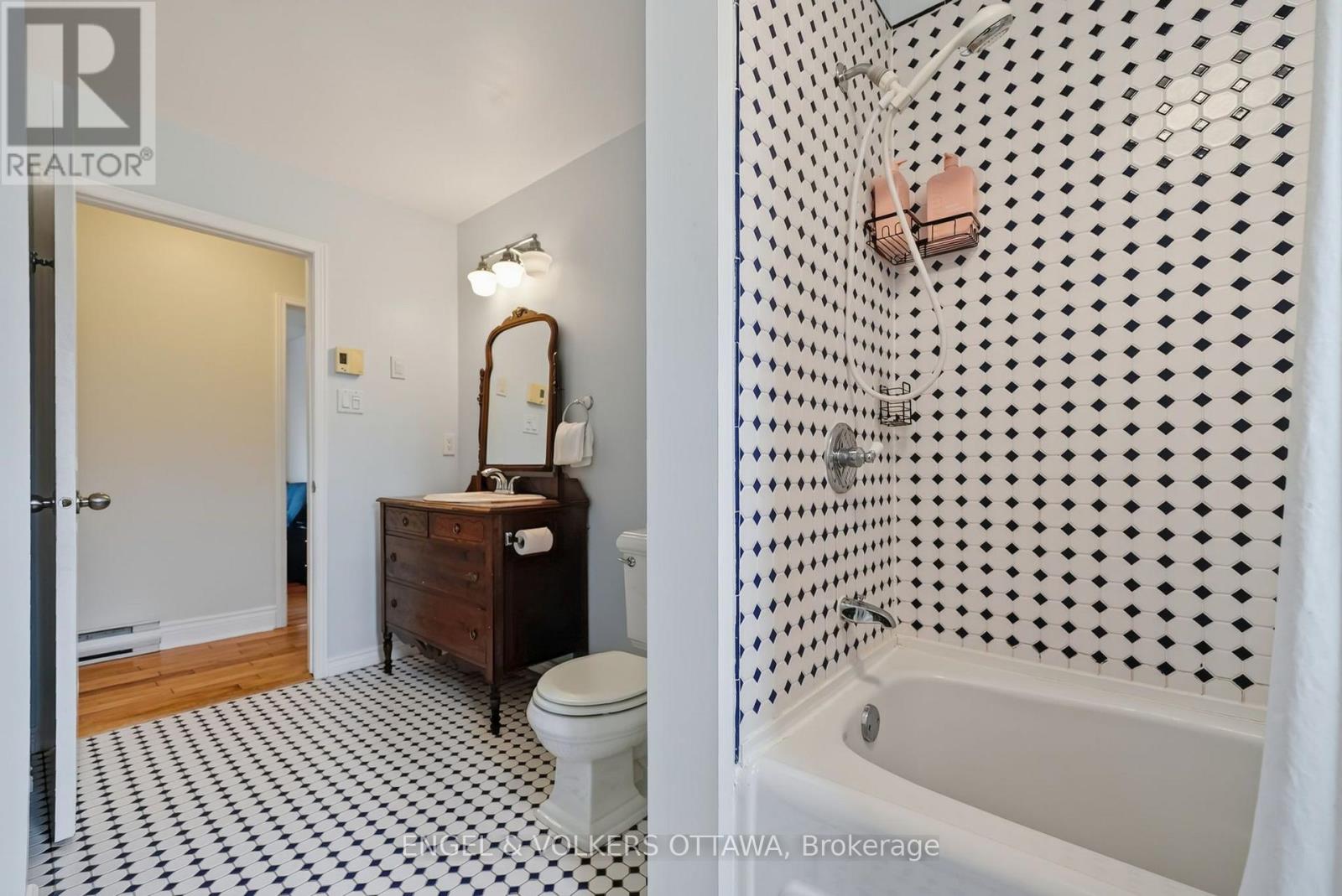 901 Ferguson Road Property Photo 24