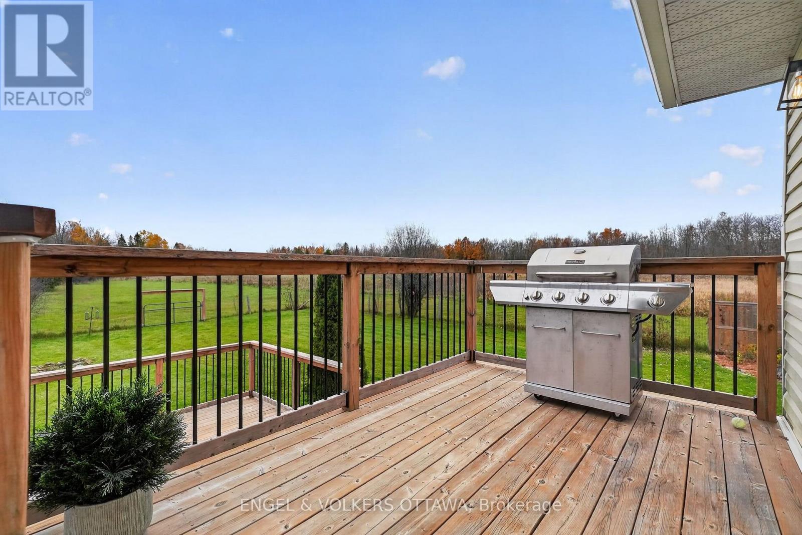 901 Ferguson Road Property Photo 37