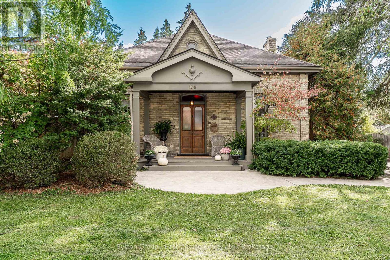 109 Cobourg Street Property Photo 1