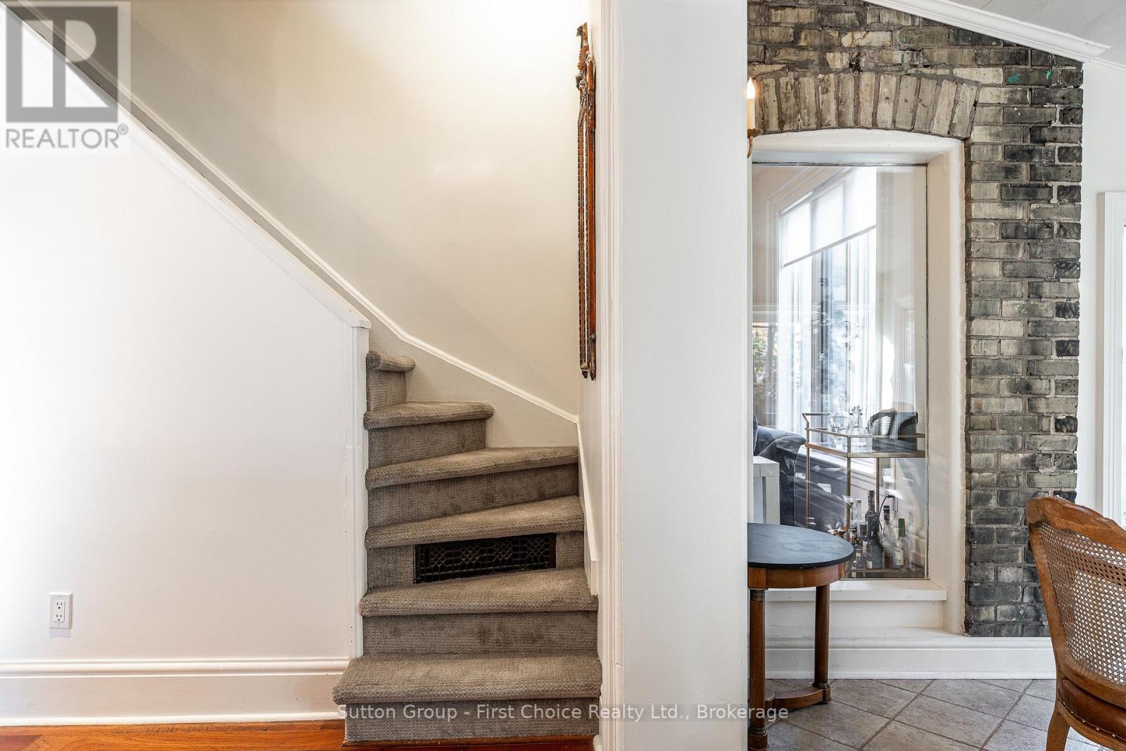 109 Cobourg Street Property Photo 36