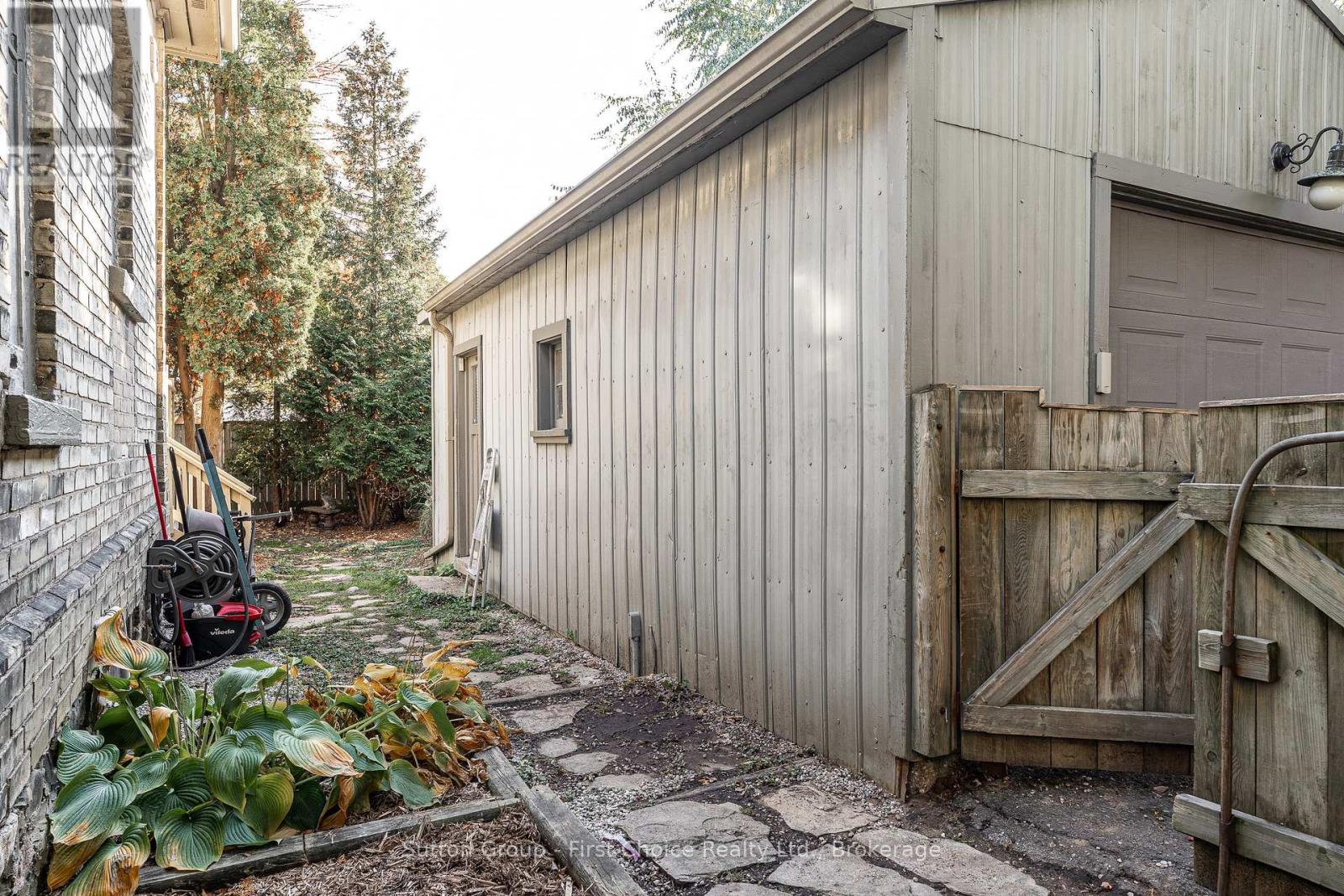 109 Cobourg Street Property Photo 49