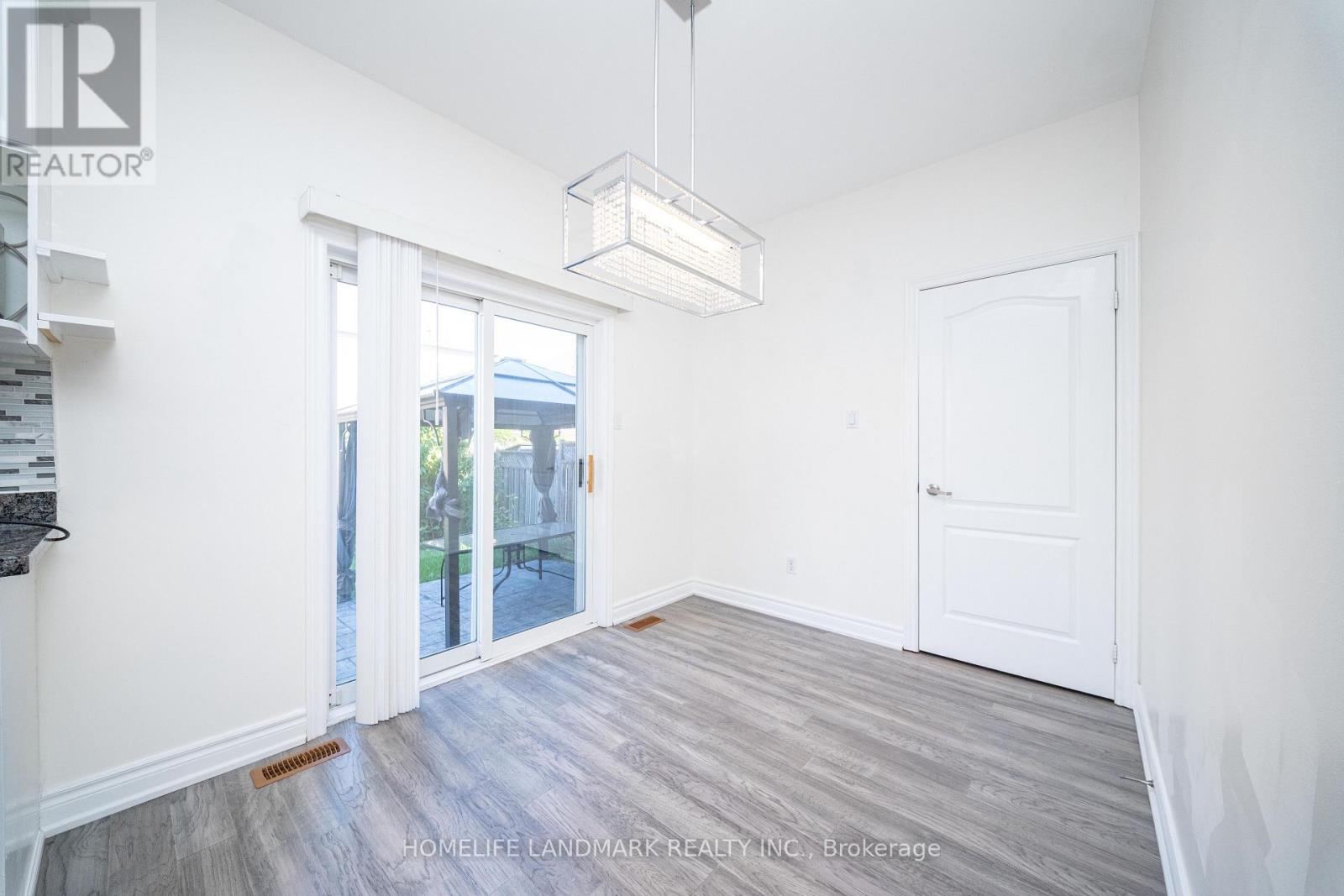 33 Titan Drive Property Photo 13