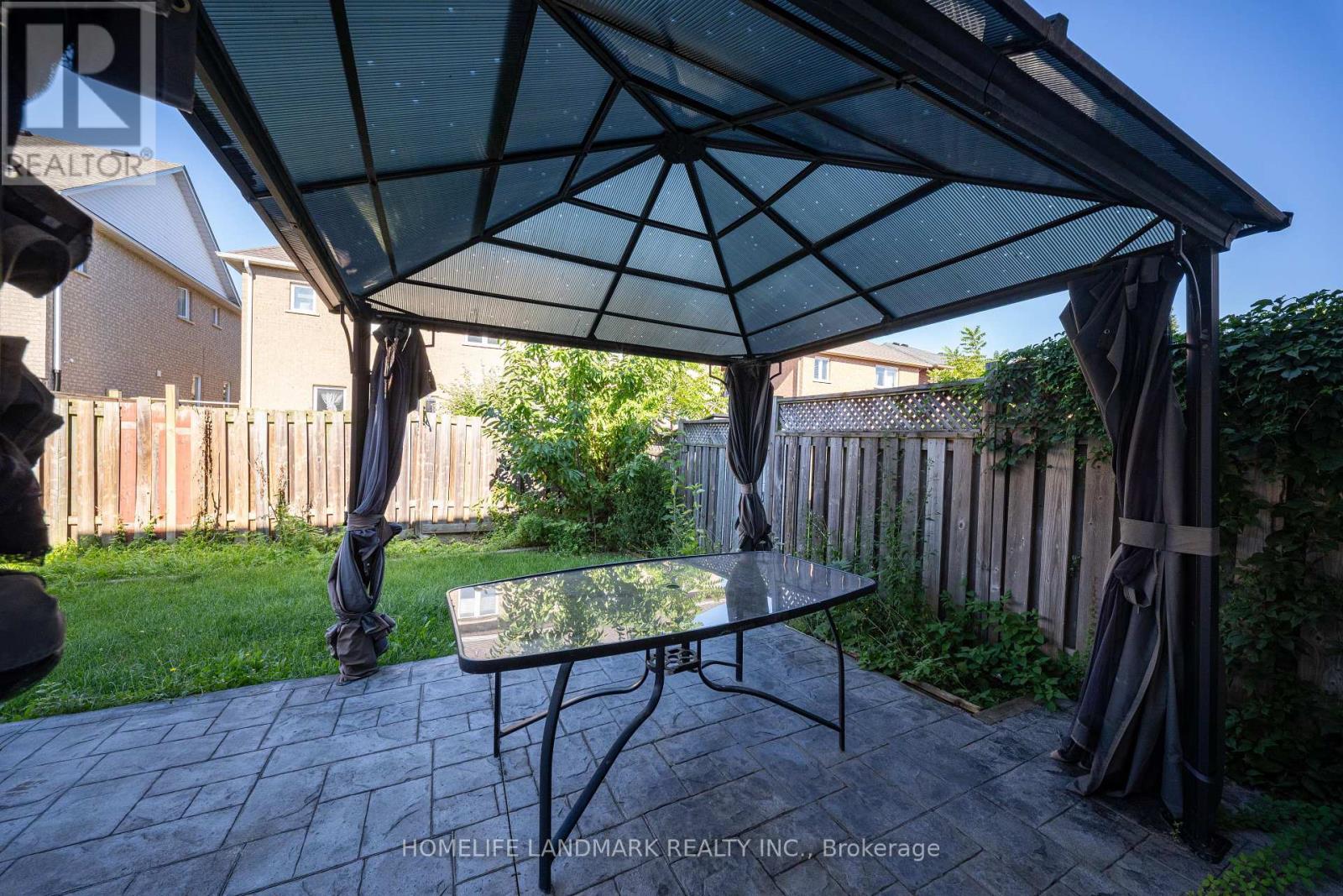 33 Titan Drive Property Photo 18