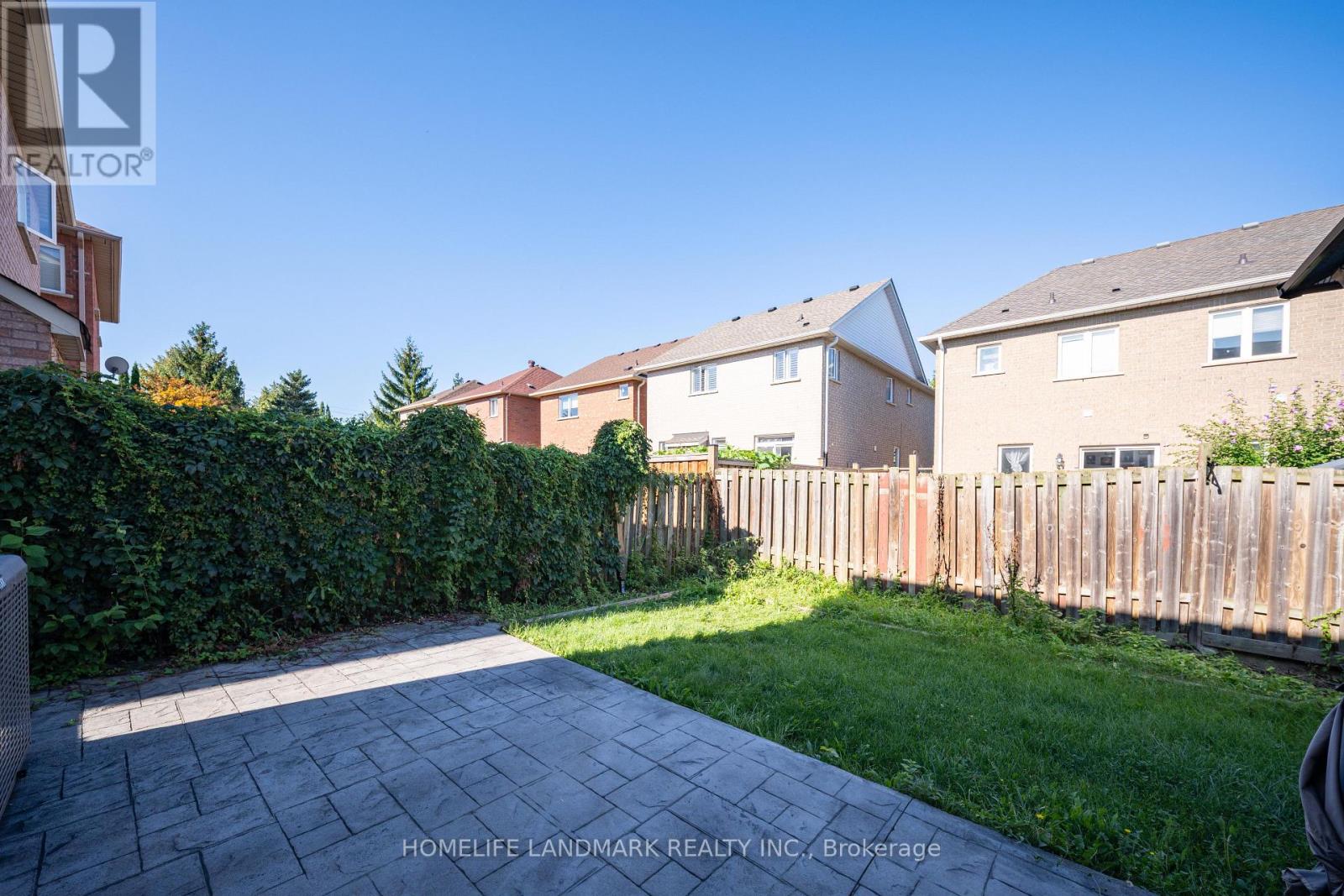 33 Titan Drive Property Photo 20