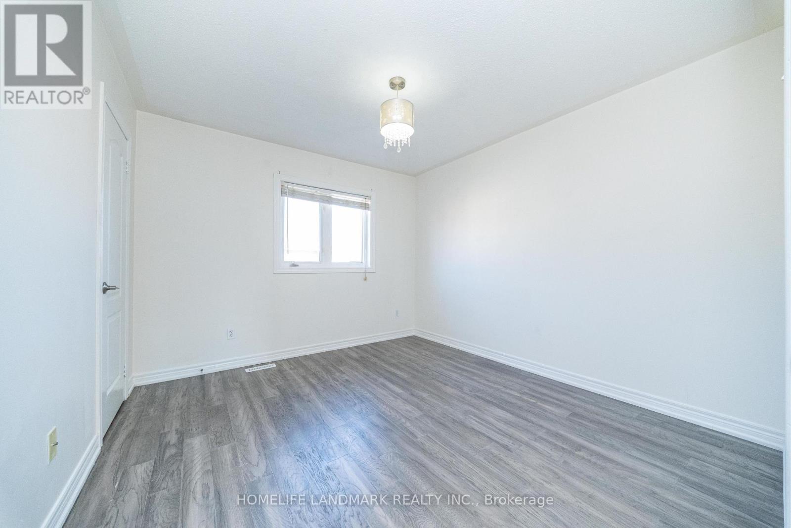 33 Titan Drive Property Photo 32