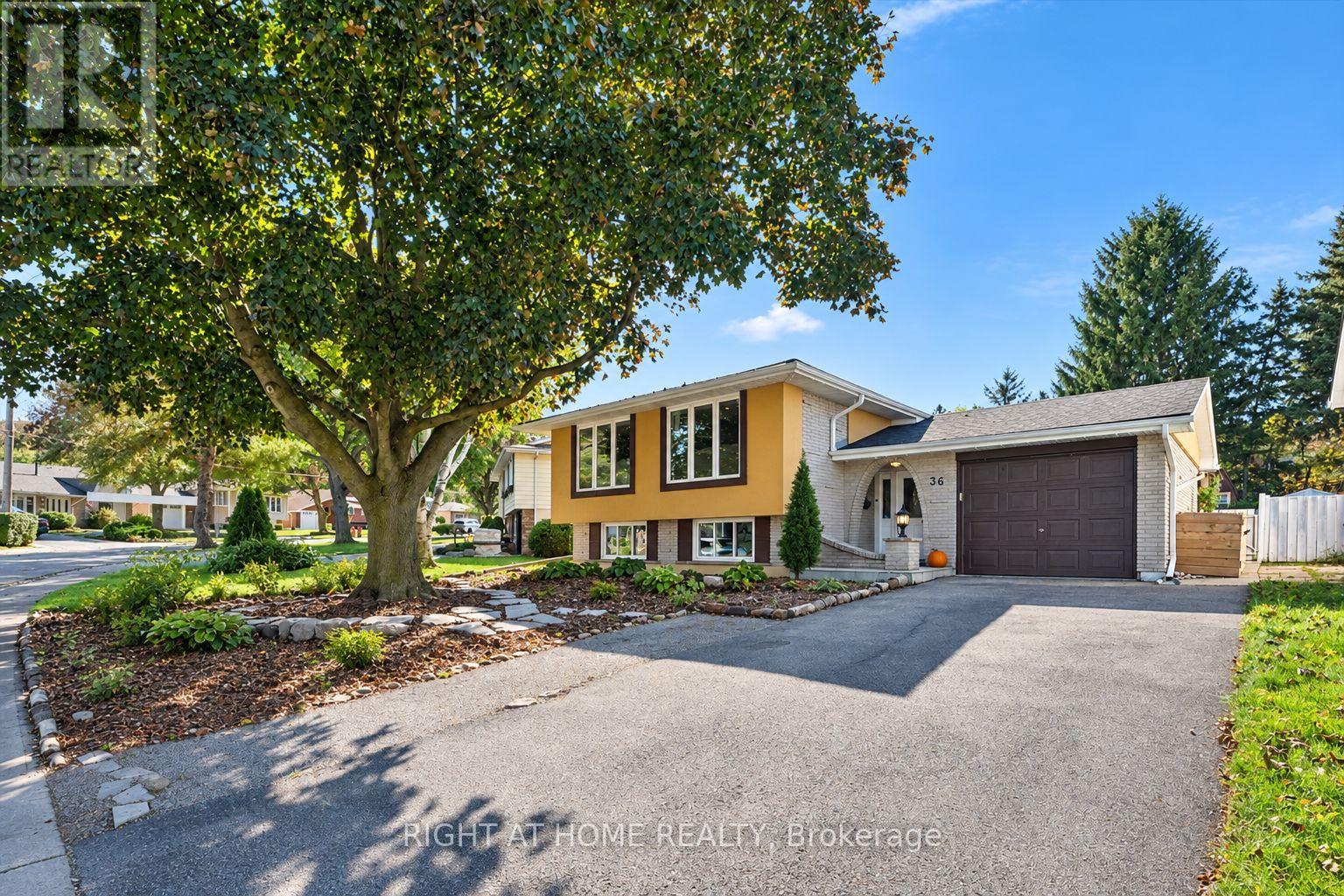36 Hanover Place Property Photo 4