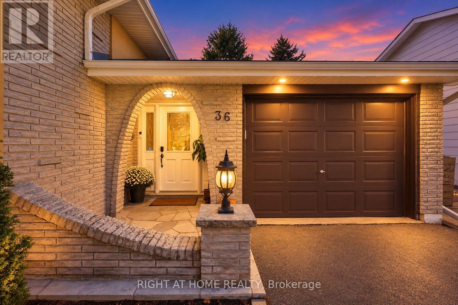 36 Hanover Place Property Photo 5