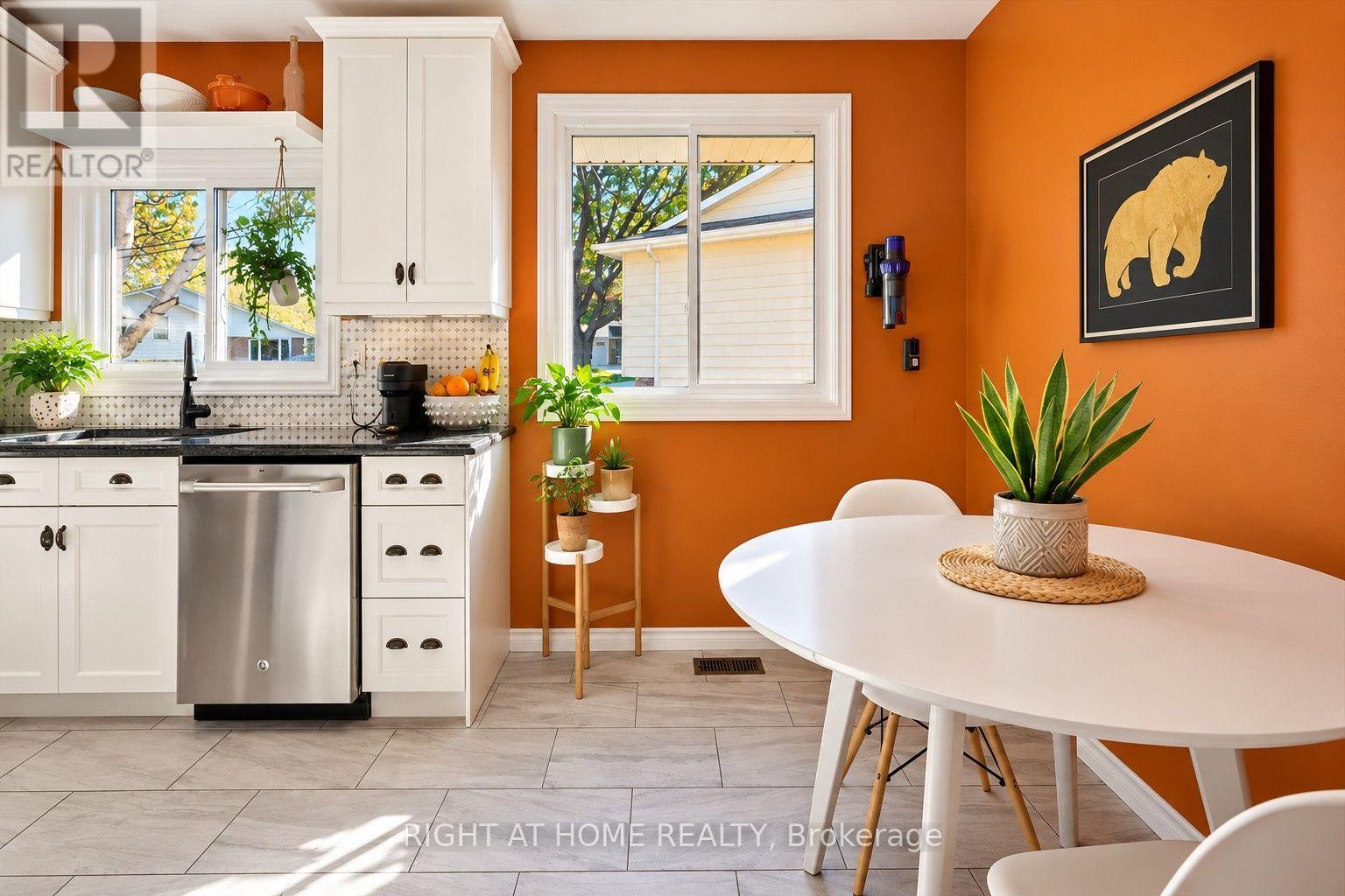36 Hanover Place Property Photo 15