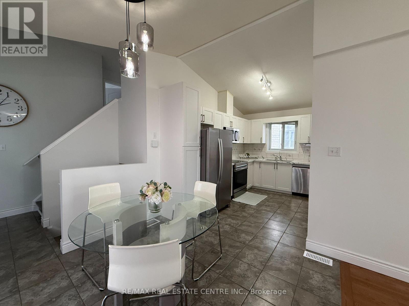 168 Copper Leaf Street Property Photo 6