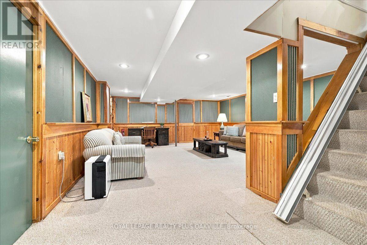 462 Evergreen Avenue Property Photo 25