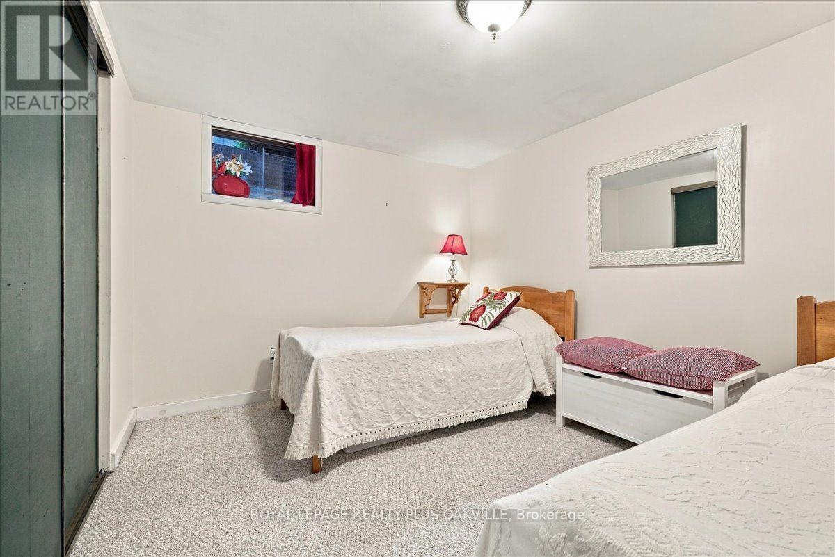 462 Evergreen Avenue Property Photo 28