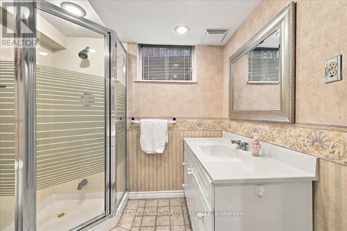 462 Evergreen Avenue Property Photo 30