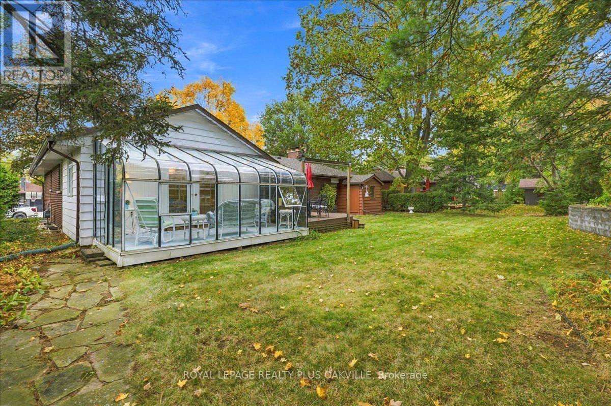 462 Evergreen Avenue Property Photo 40