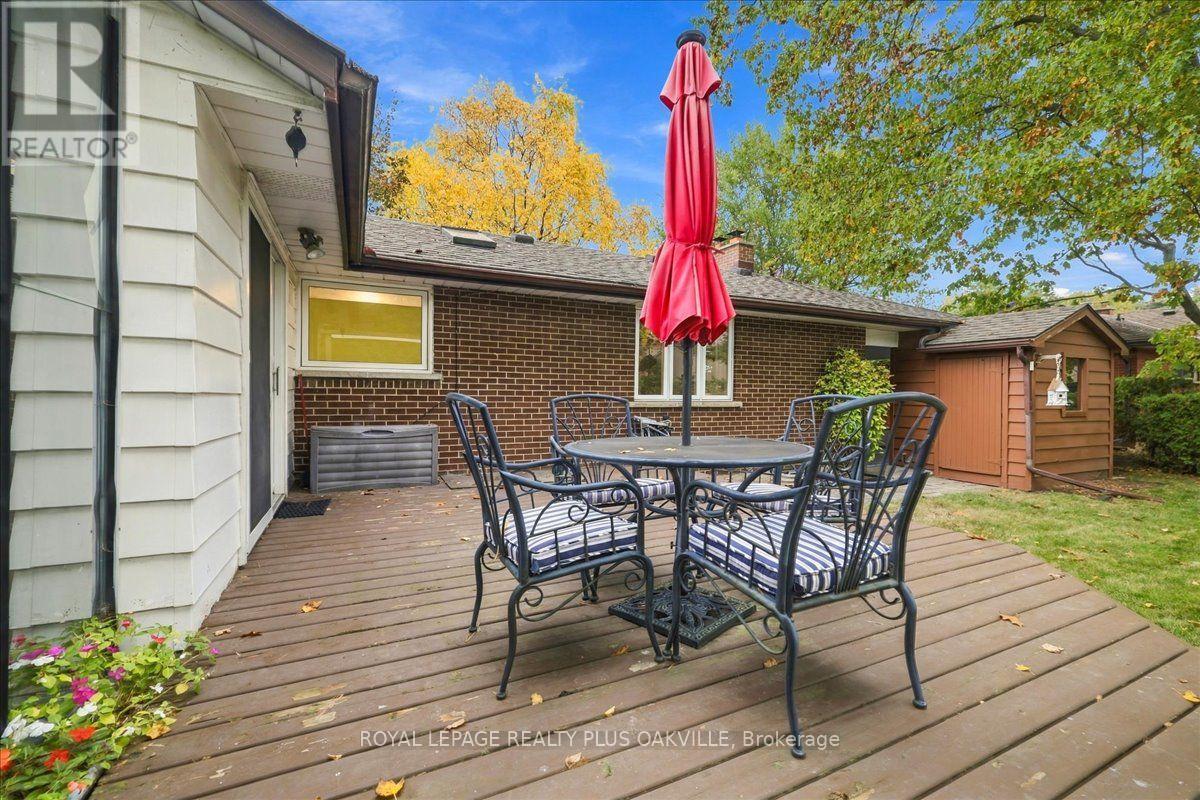 462 Evergreen Avenue Property Photo 42