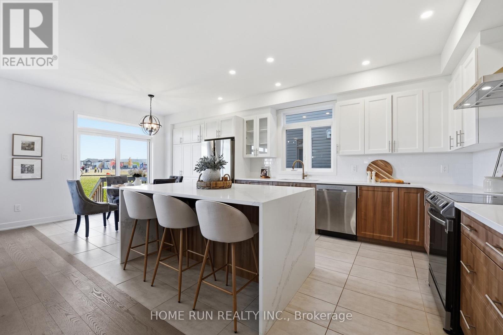 35 Andromeda Road Property Photo 13