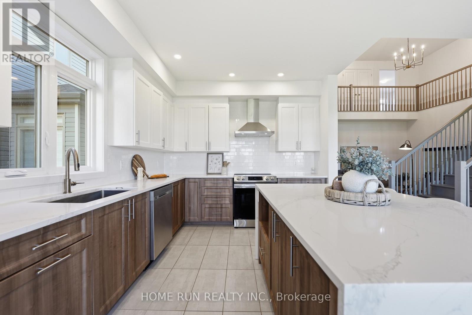 35 Andromeda Road Property Photo 16