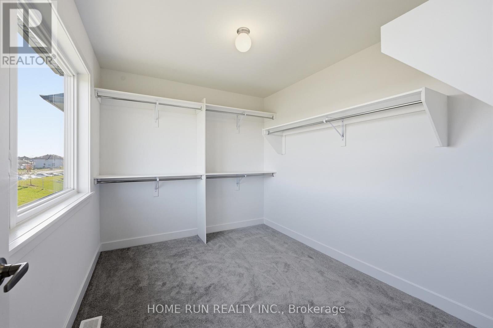 35 Andromeda Road Property Photo 27