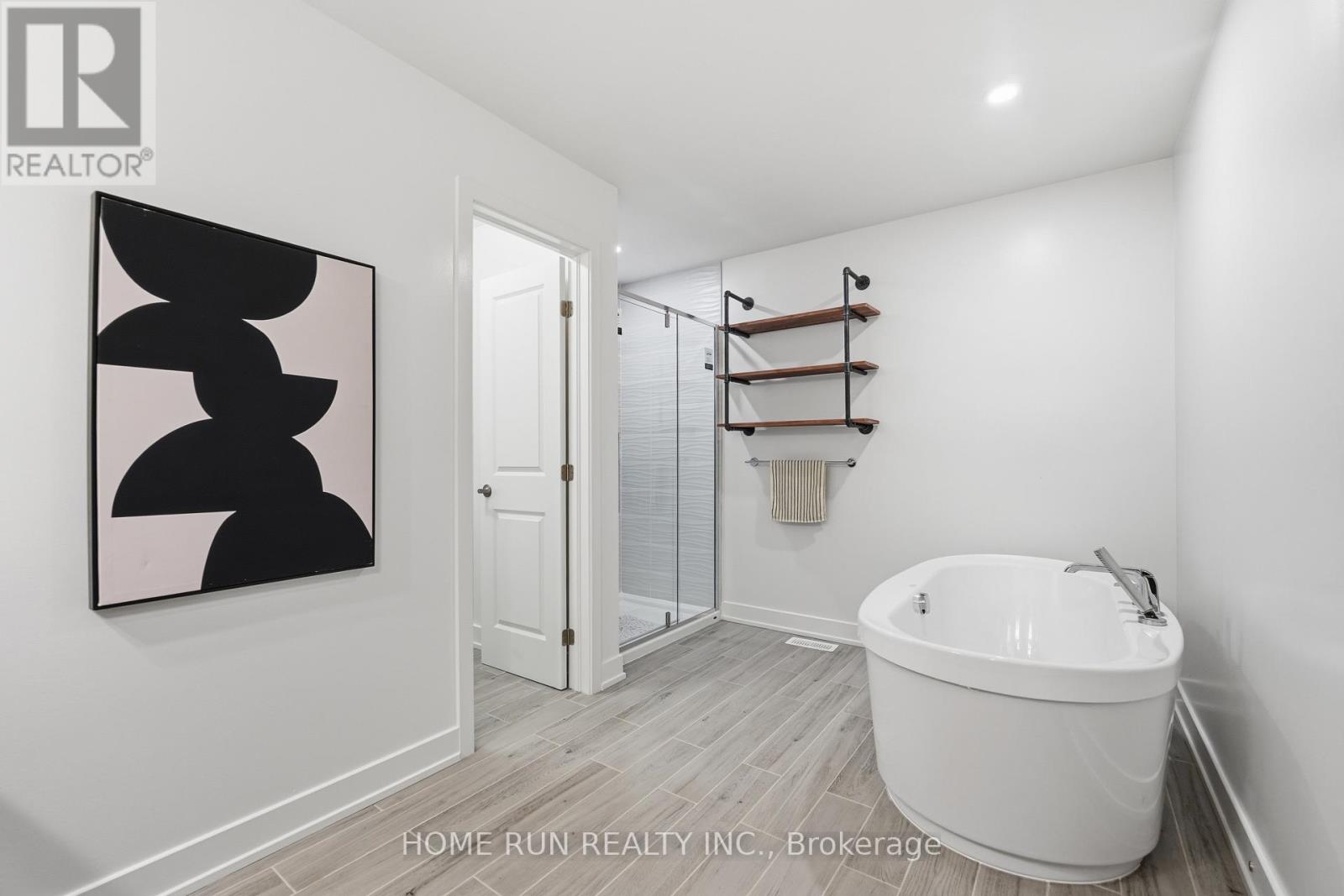 35 Andromeda Road Property Photo 29