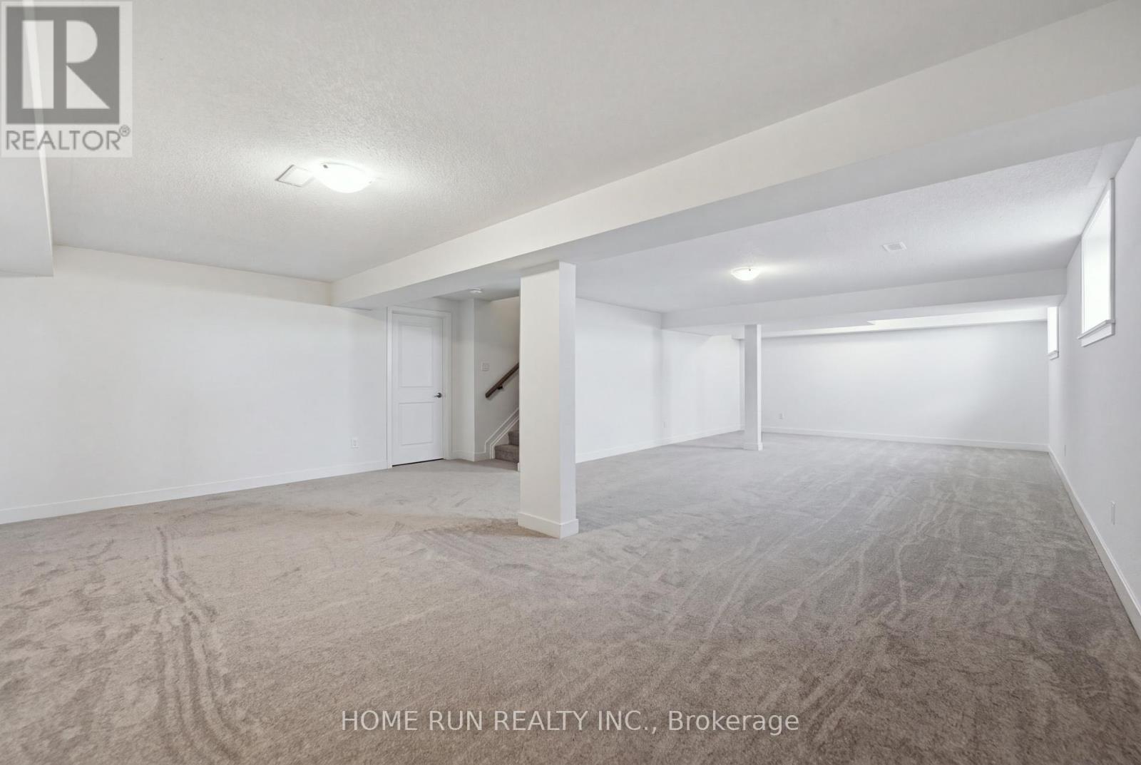 35 Andromeda Road Property Photo 44