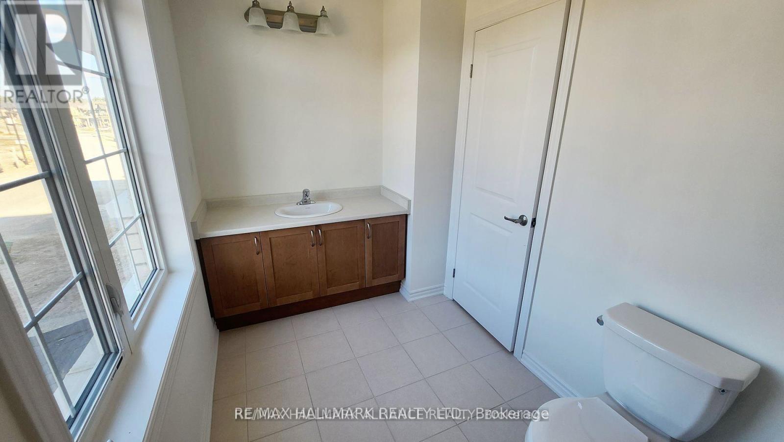 62 Macklin Street Property Photo 7