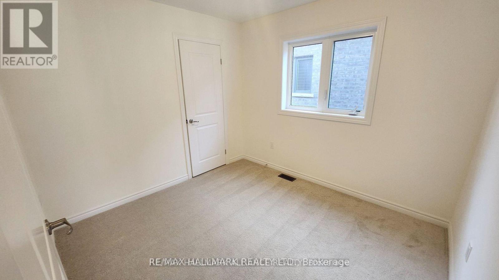 62 Macklin Street Property Photo 9