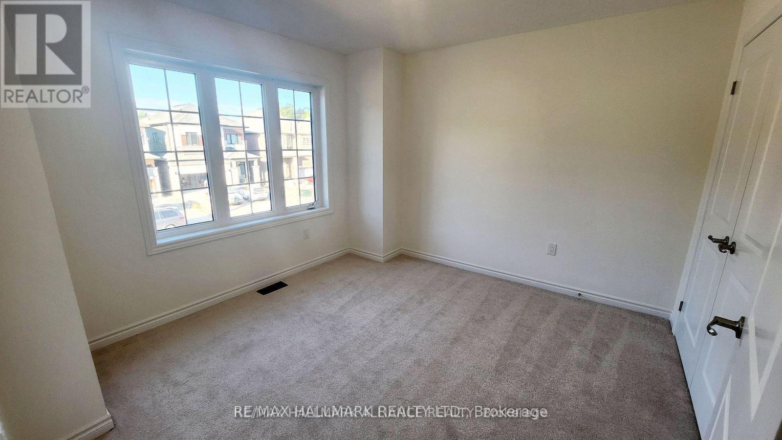 62 Macklin Street Property Photo 10