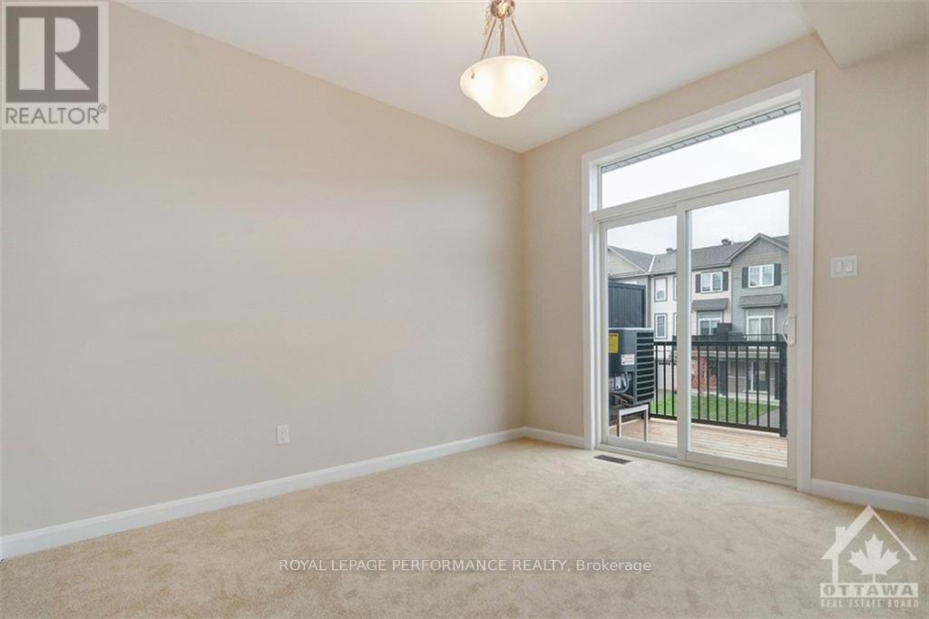 514 Clemency Crescent Property Photo 6